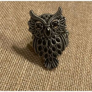 Pewter Tone Black Jewel Embellish Owl Stretch Ring One Size Boho Kitschy Cottage